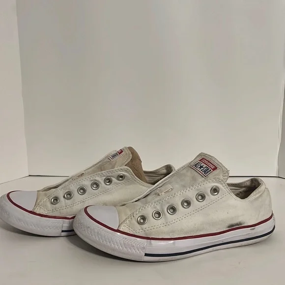 Converse Shoes Converse White Low Top Size 7w 5m Poshmark